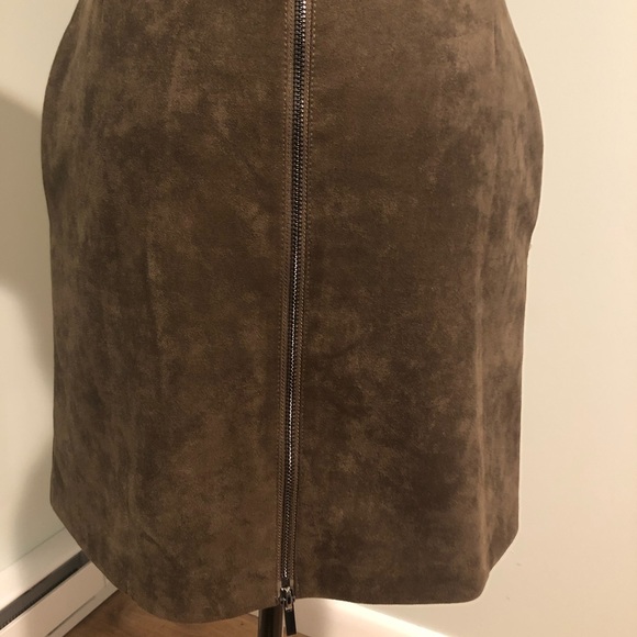 ❣️ FINAL SALE 🤍 NWT French Connection “Suedette” faux suede dress - Picture 6 of 9